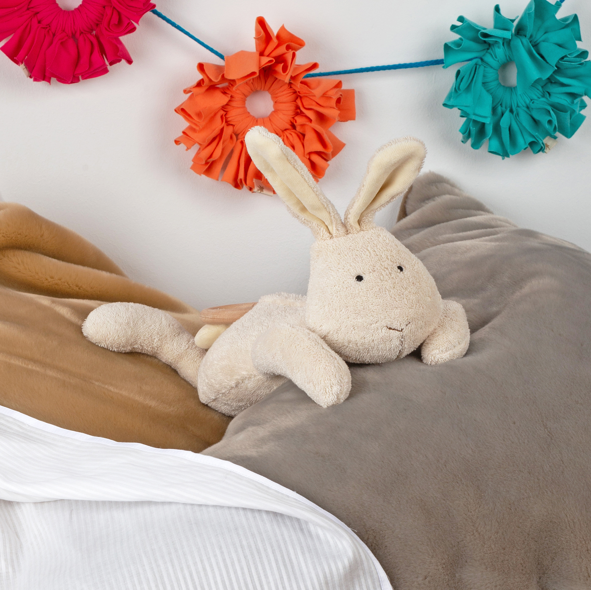 Mom's musical soft toy bunny Mamilodie, écru, for pregnancy