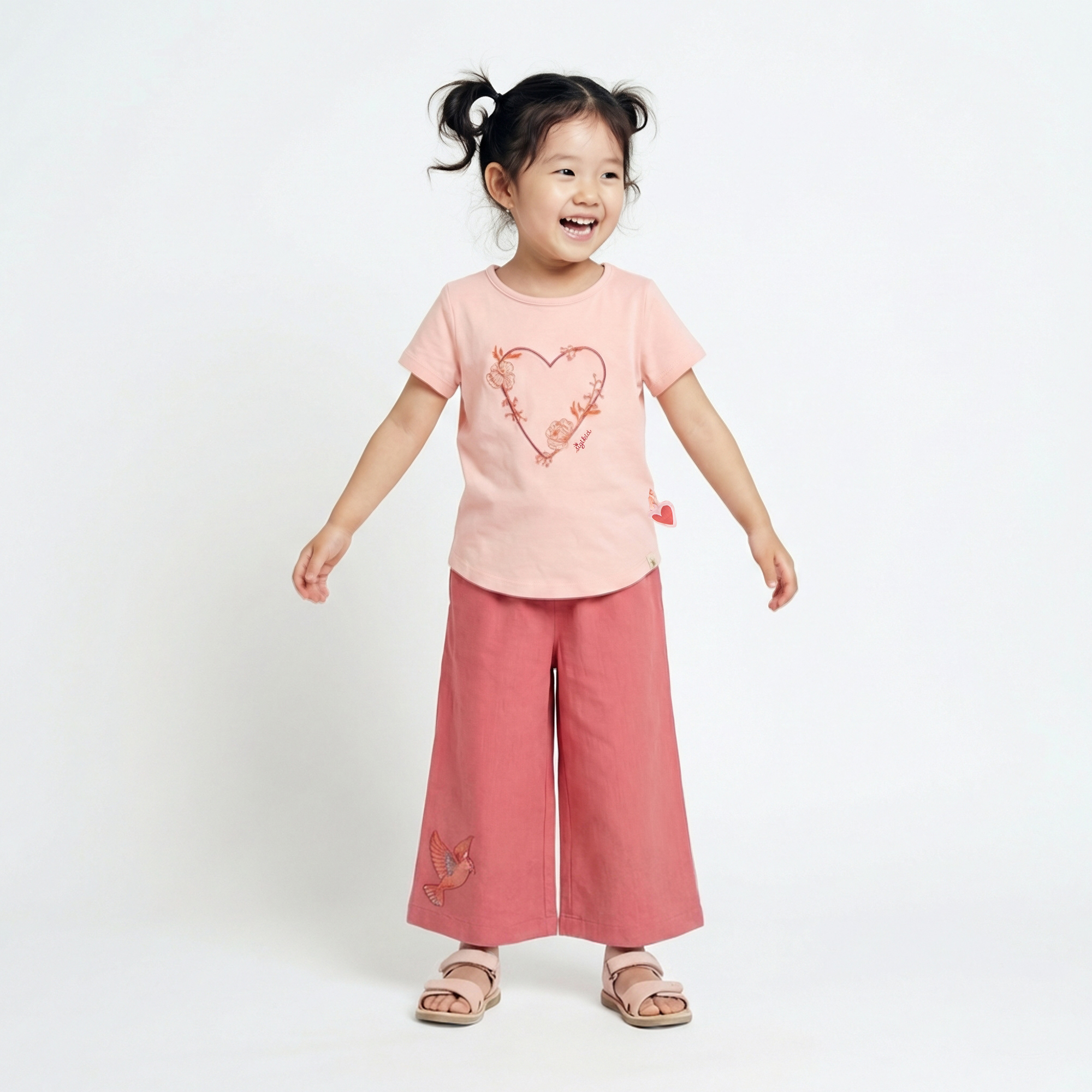 Kinder T-Shirt mit gesticktem Herz Motiv, rosa