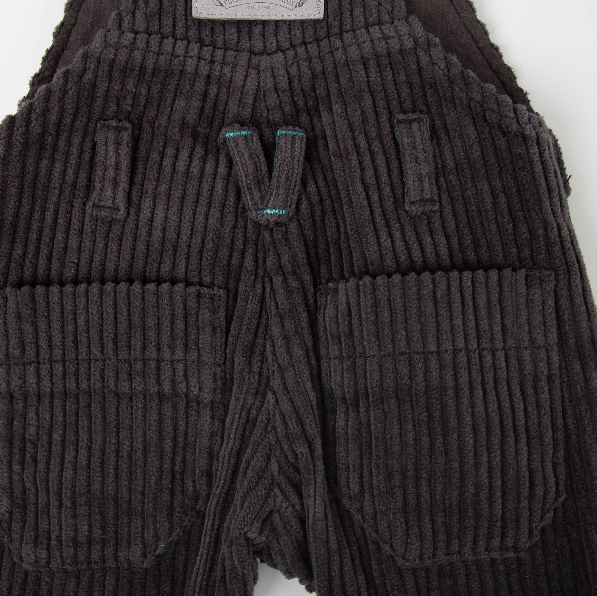 Dunkelgraue Baby Cord Latzhose Dunkelgraue Baby Cord Latzhose