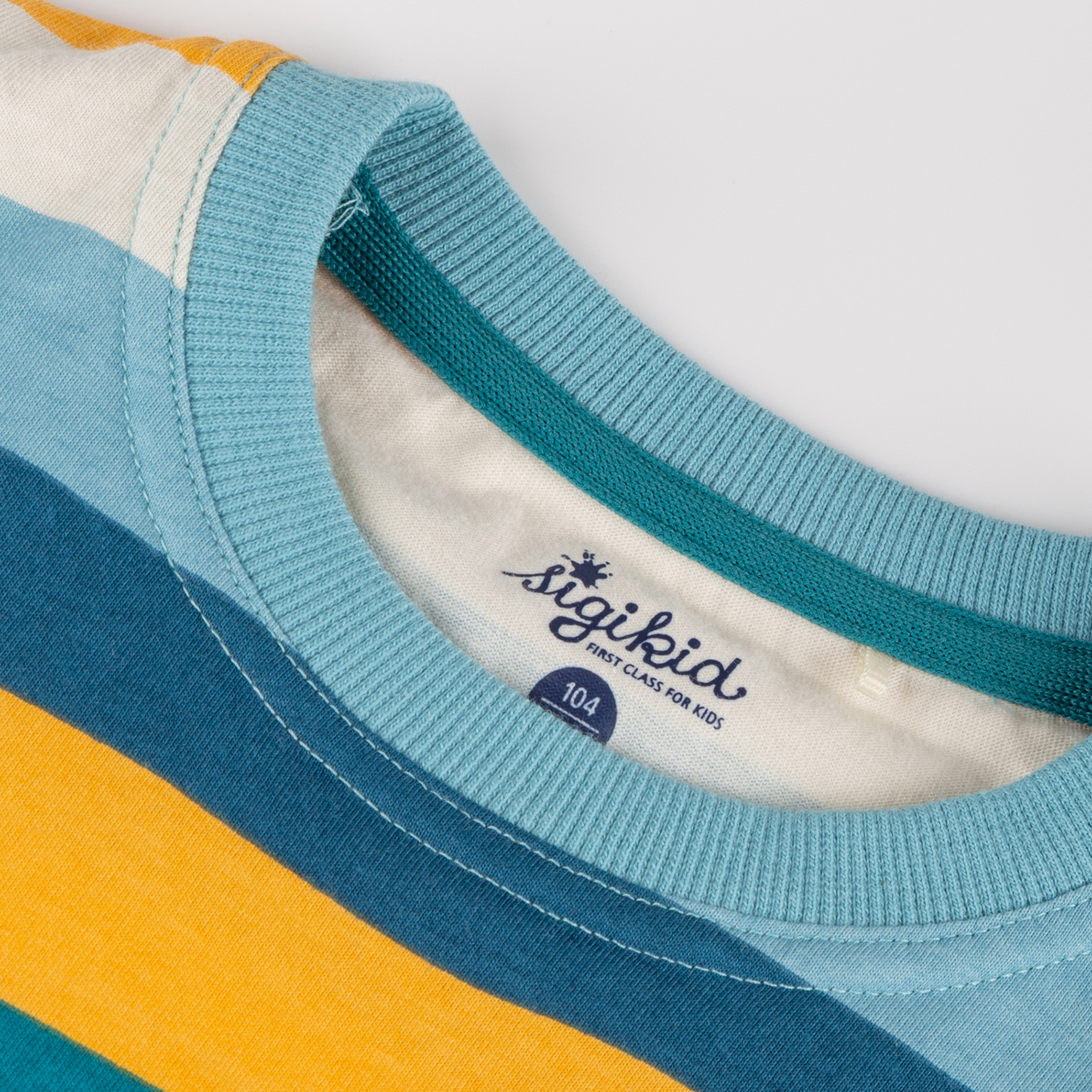 Kinder T-Shirt Hai, grün-blau-gelb-weiß gestreift