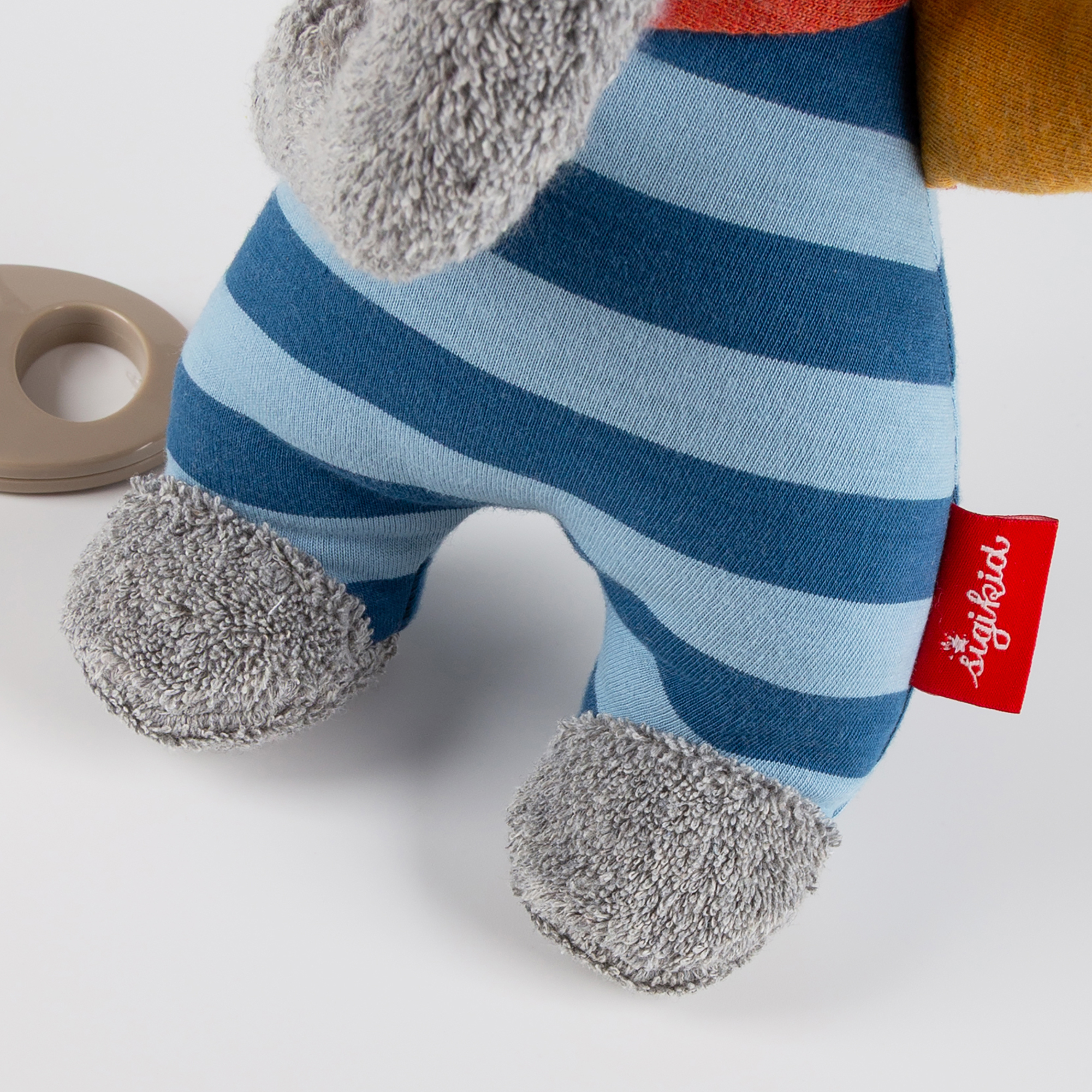 Cuddly musical elephant "Lolo Lombardo"