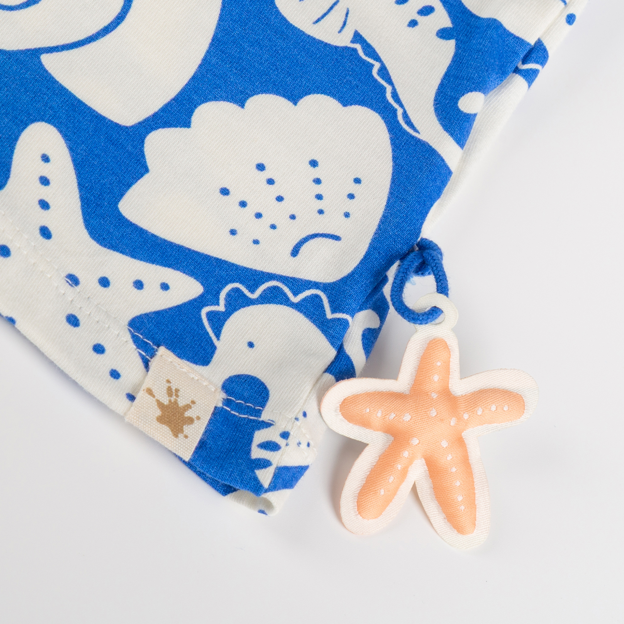 Kinder T-Shirt Strand Print, blau mit weiß