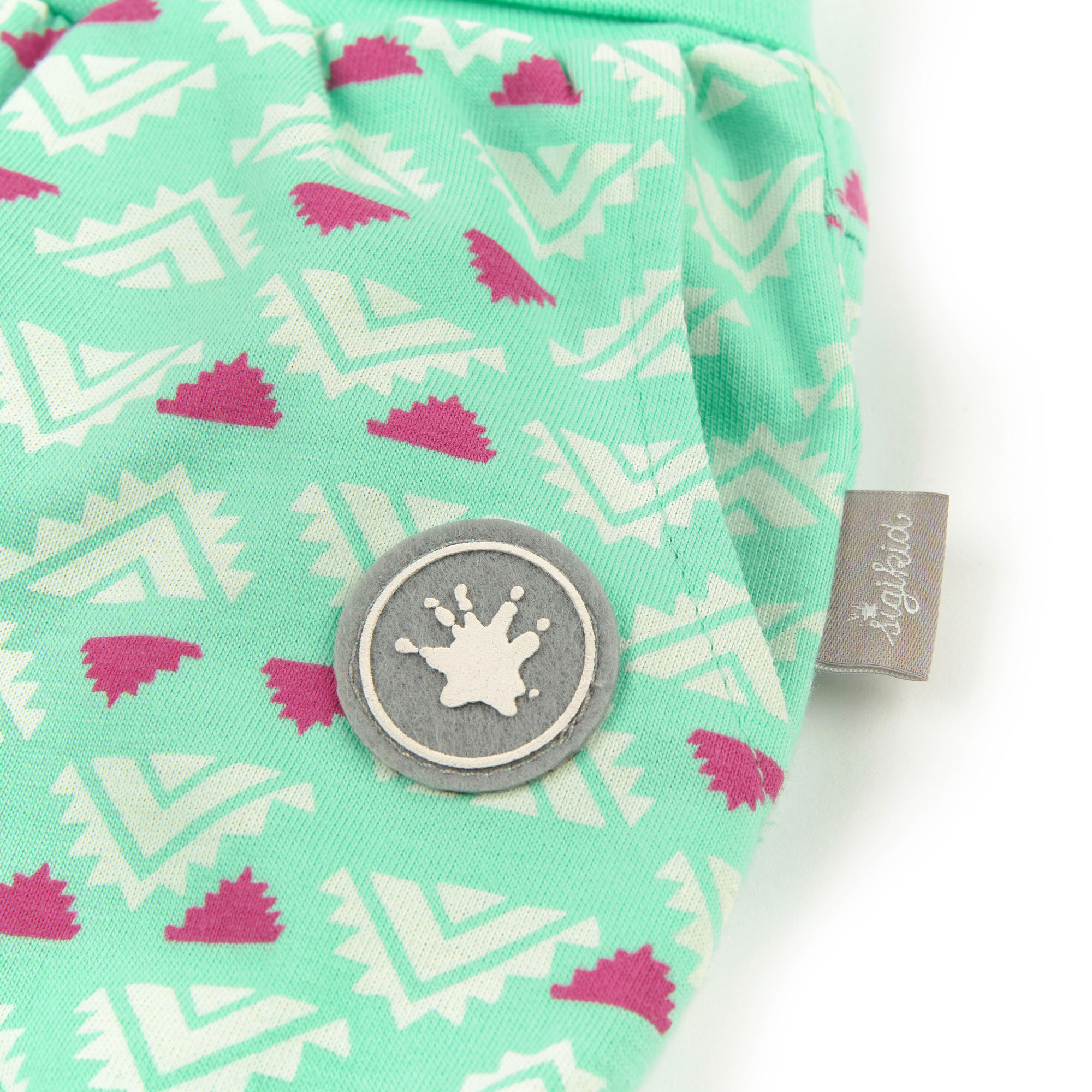 Mintgrüne Baby-Shorts mit Softbund Mintgrüne Baby-Shorts mit Softbund