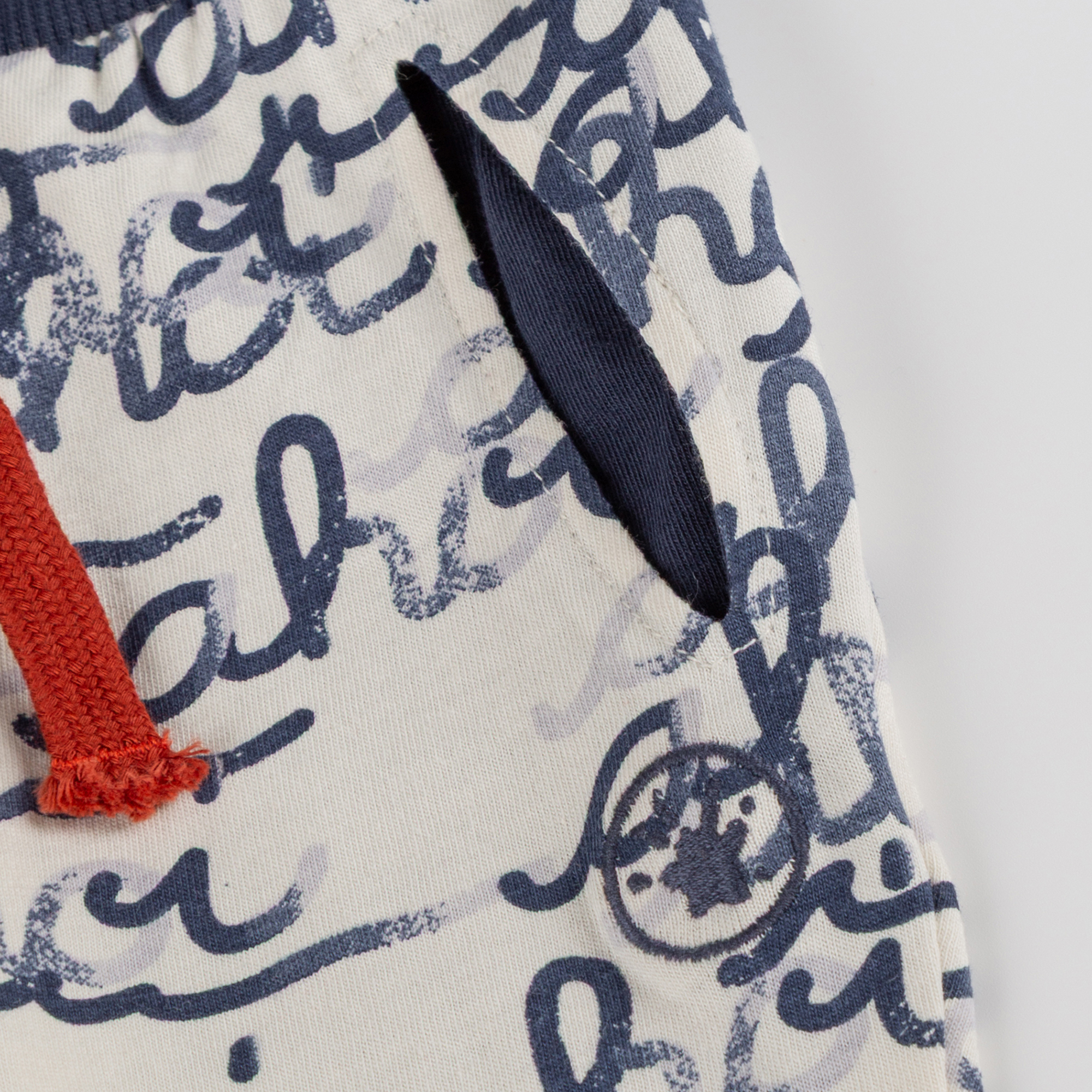 Baby Bermuda mit "Ahoi" Print, weiß