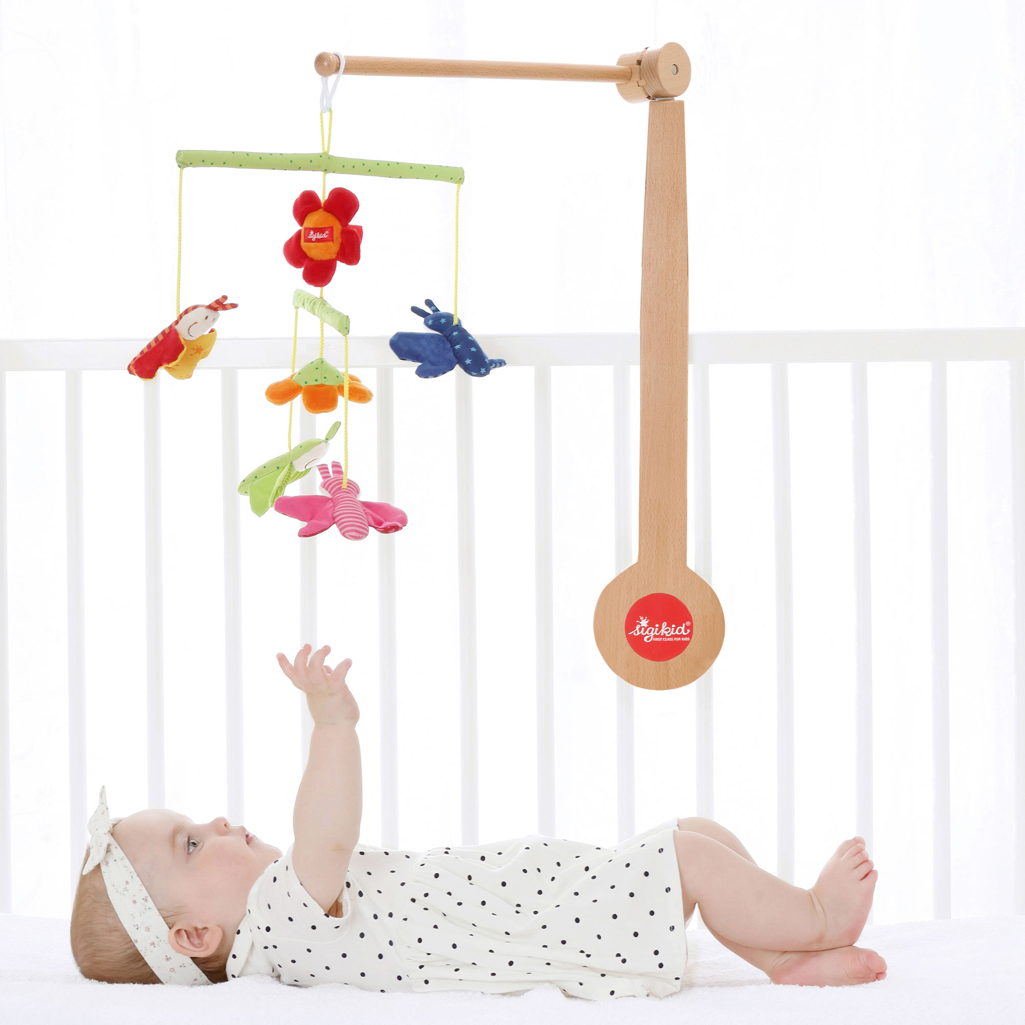 Baby mobile bracket holder