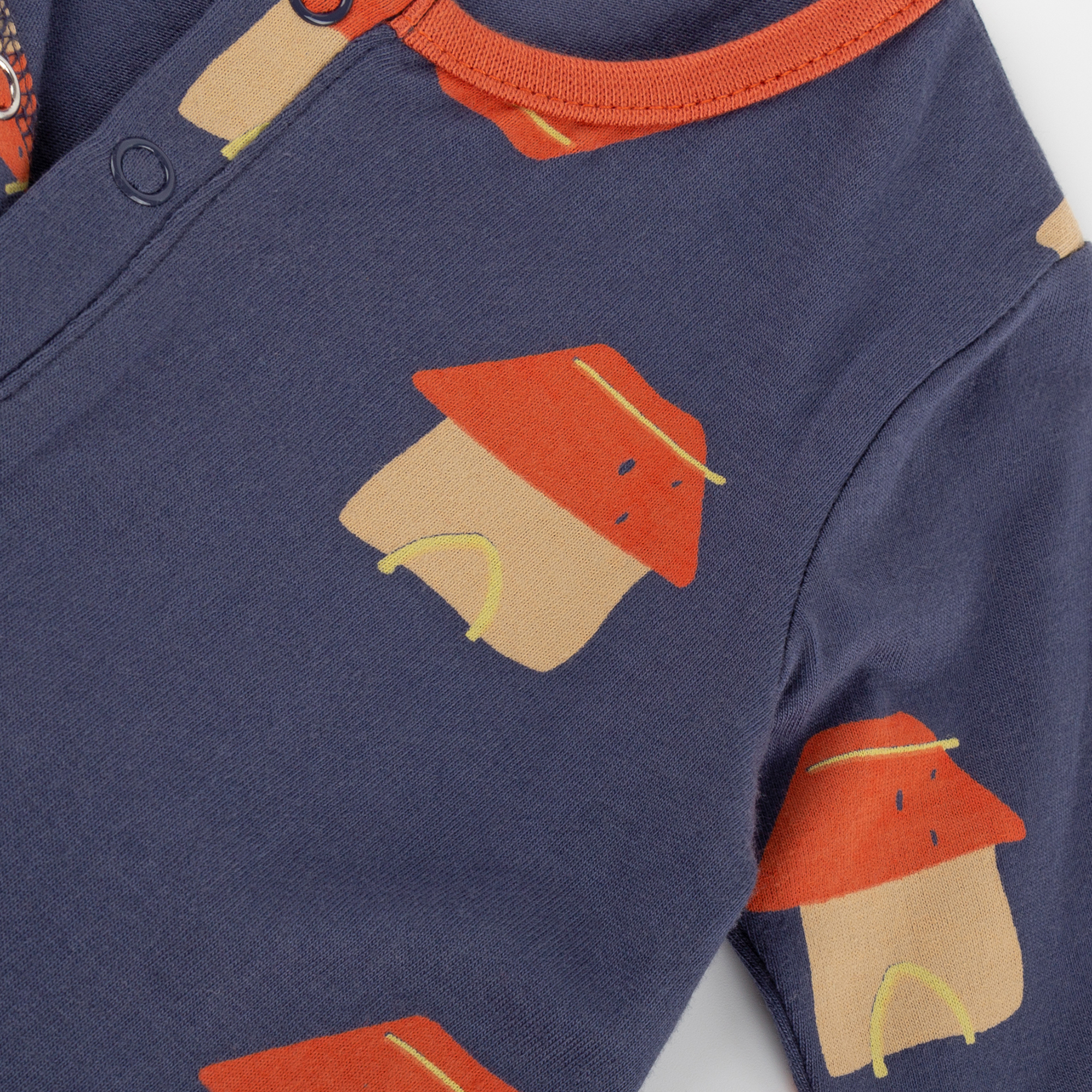 Weicher Baby Schlaf Overall, blau/rot Weicher Baby Schlaf Overall, blau/rot