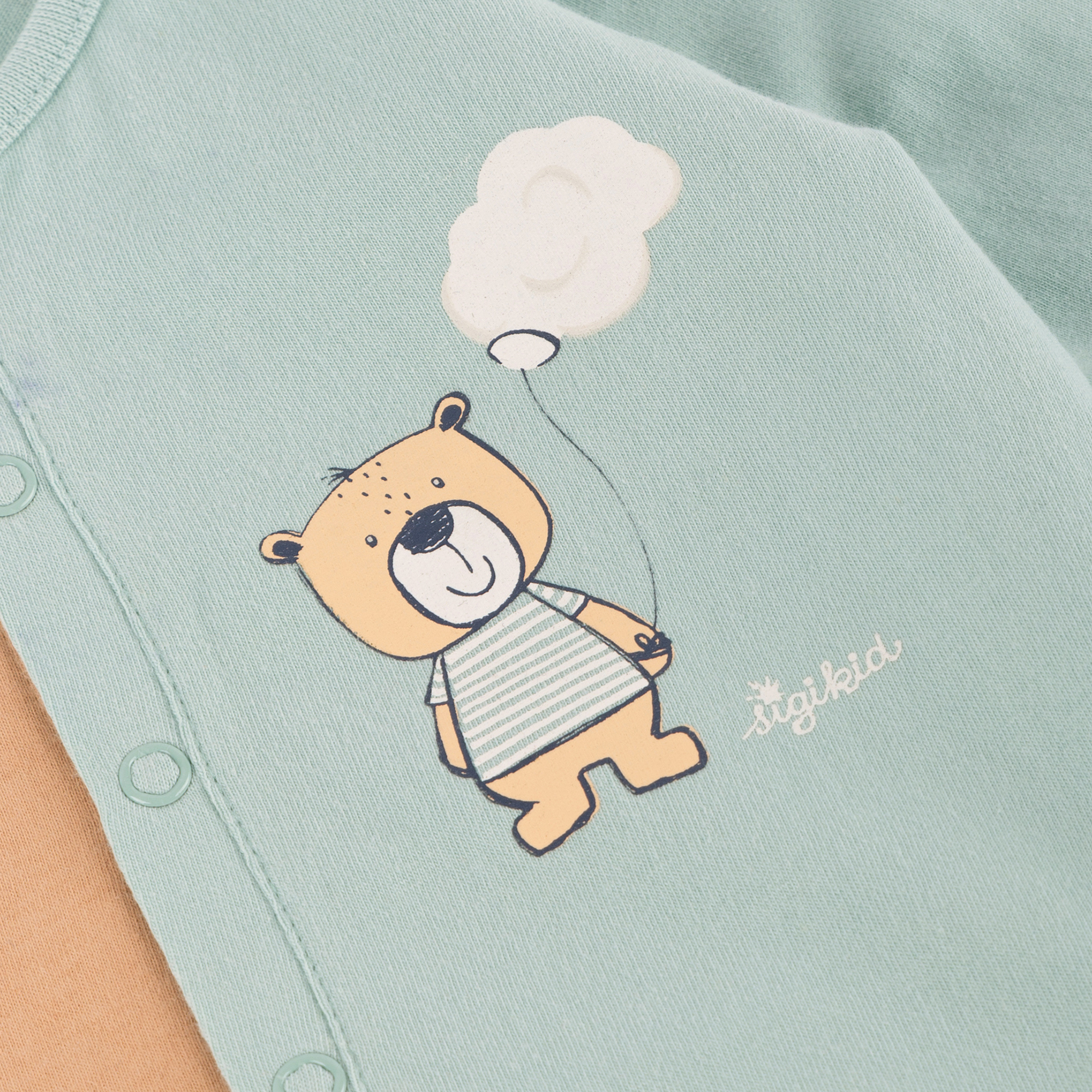 Weicher Baby Schlaf Overall mit Bär, hellblau/beige