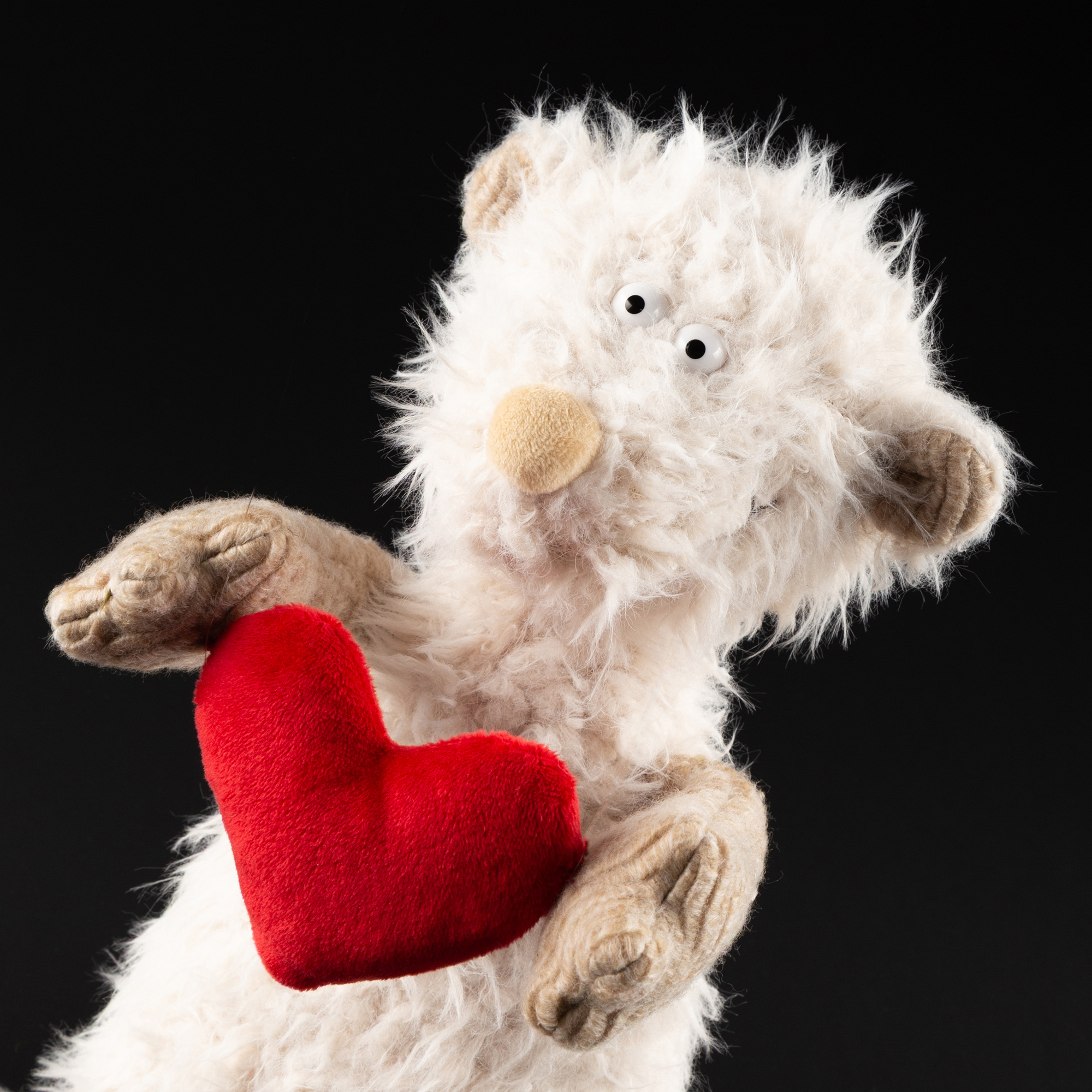 Kuscheltier Bär Zottel Ach Good mit Herz, écru