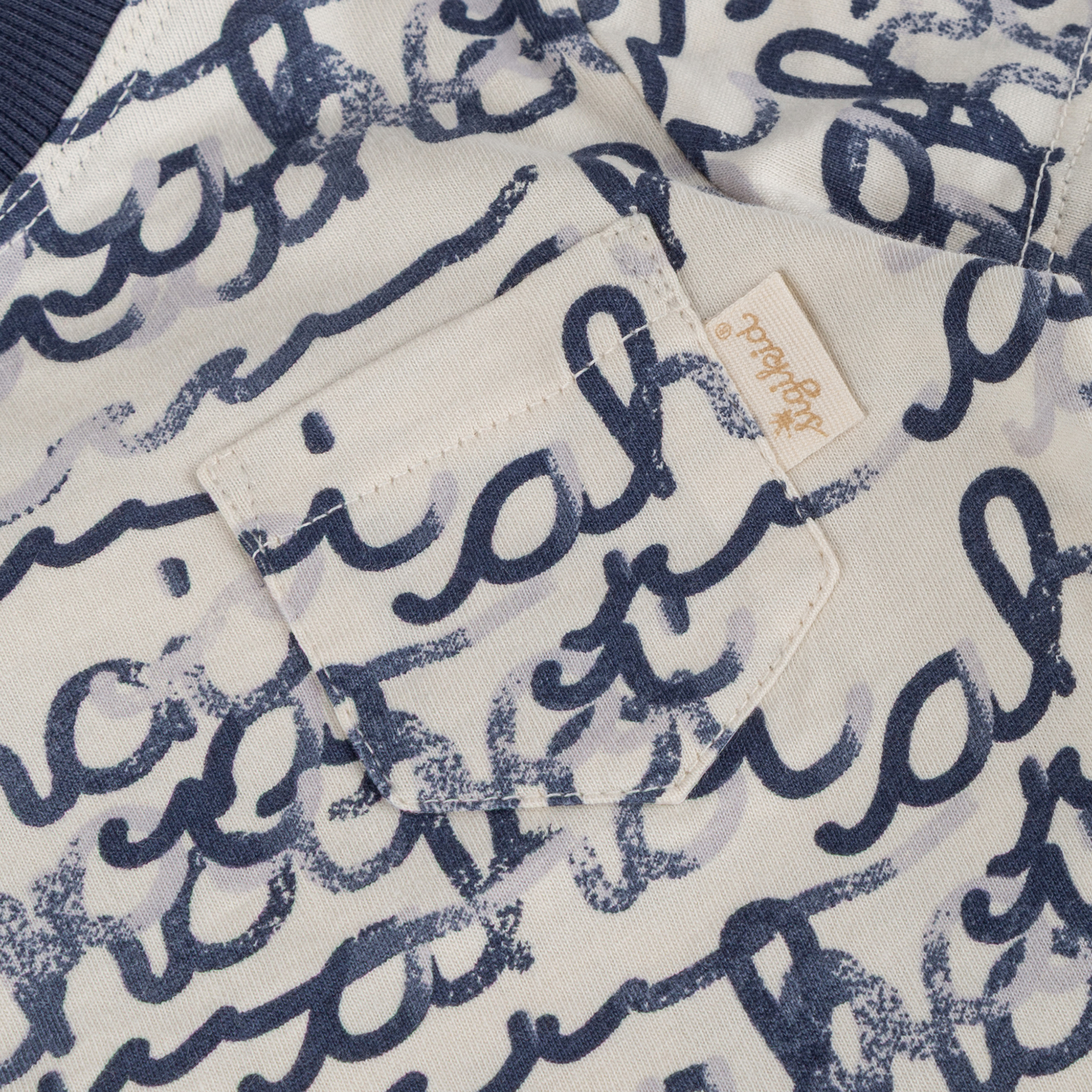 Baby T-Shirt mit "Ahoi" Print, weiß mit blau