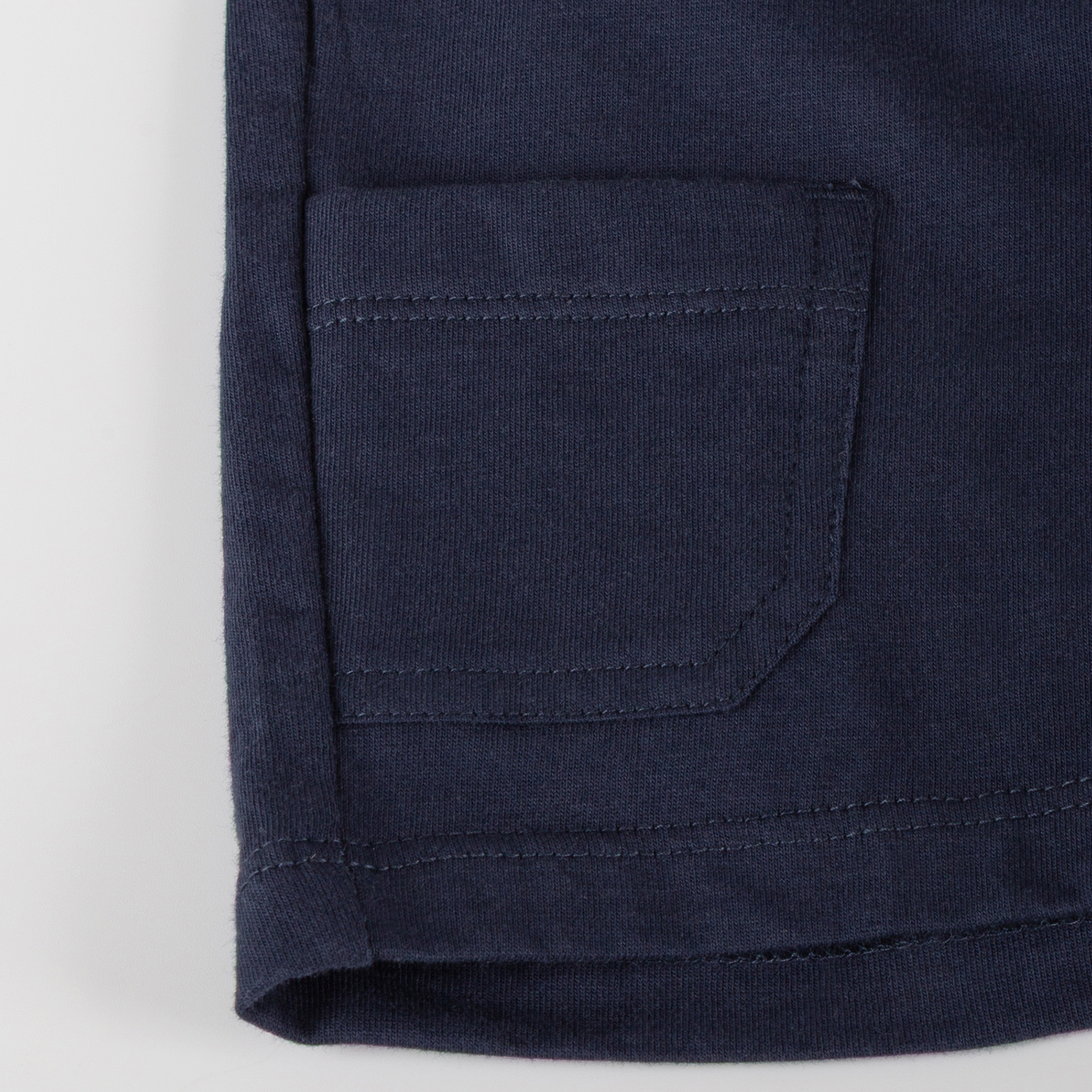 Leichte Kindershorts mit vielen Taschen, Happy Holiday