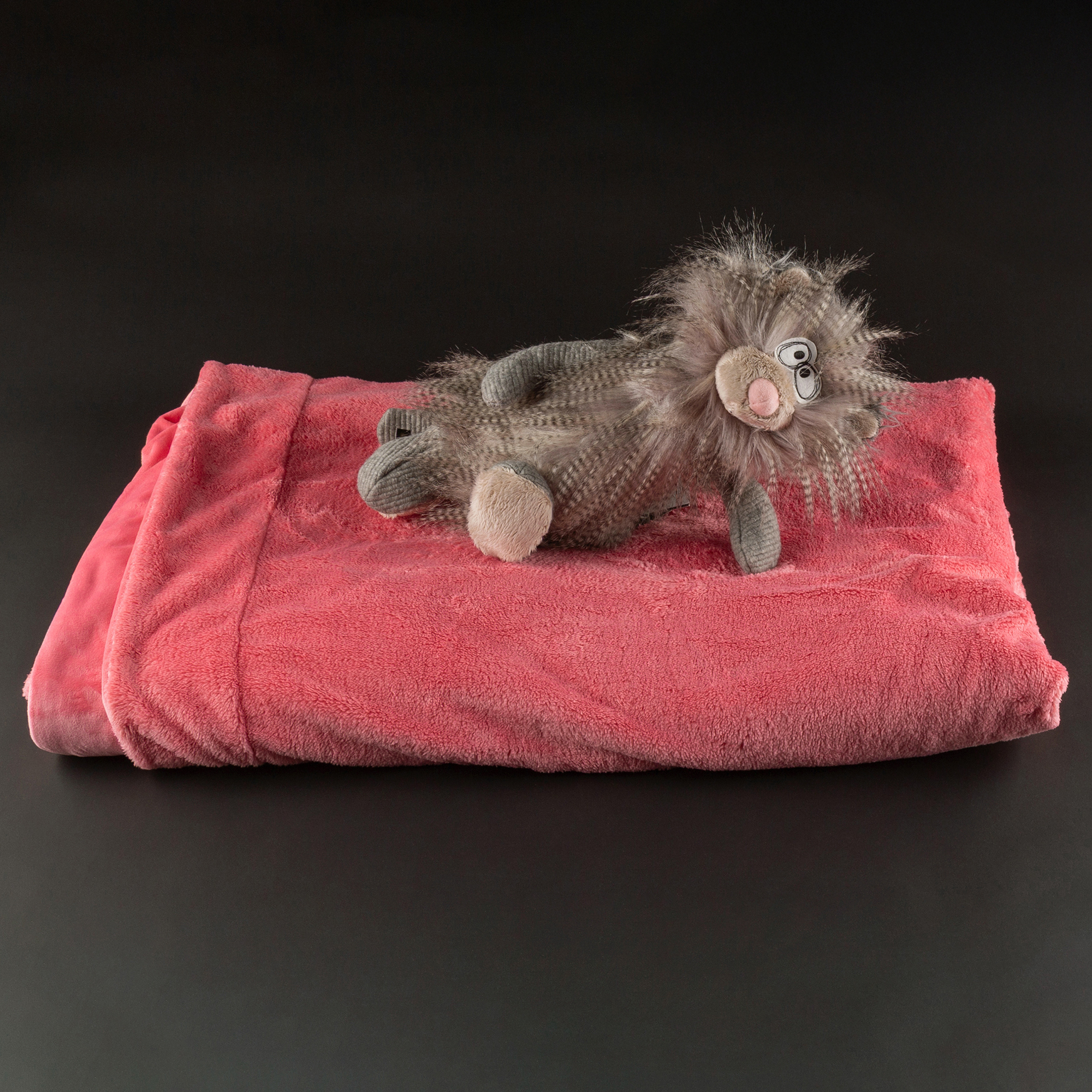 Beasts Plüsch Kuscheldecke, pink Beasts Plüsch Kuscheldecke, pink