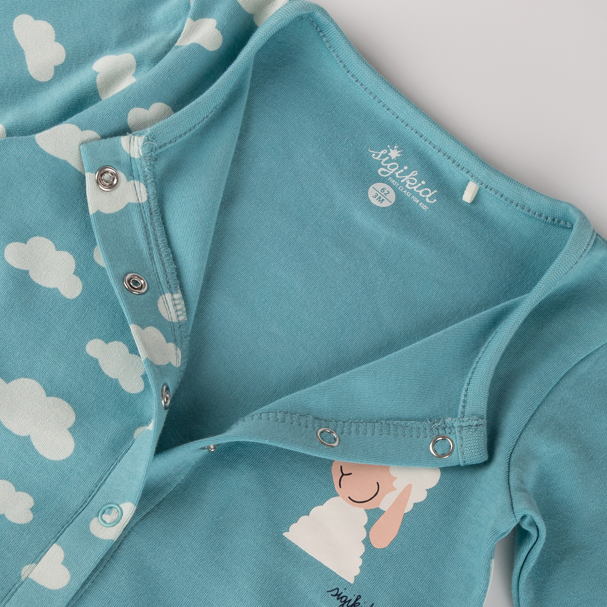 Baby Schlaf Overall Schäfchen mit Wolken Print, hellblau