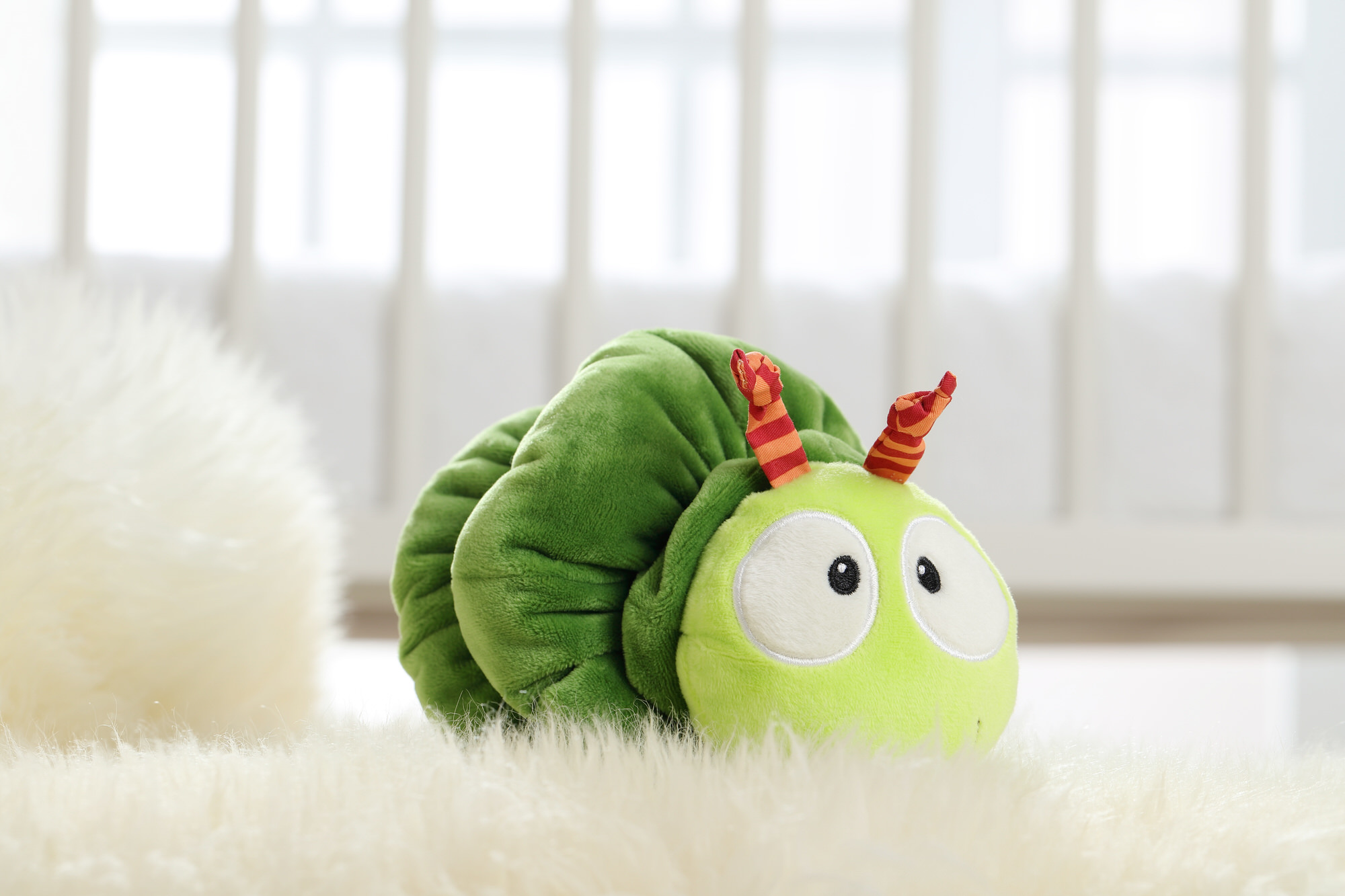 Vibrating plush caterpillar
