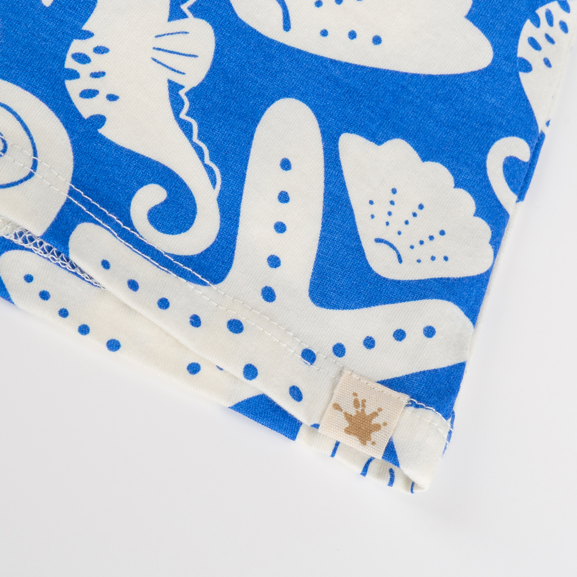 Kinder Shorts Strand Print. blau mit weiß