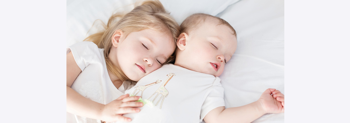 Kuscheln tut Babys gut und macht gesund