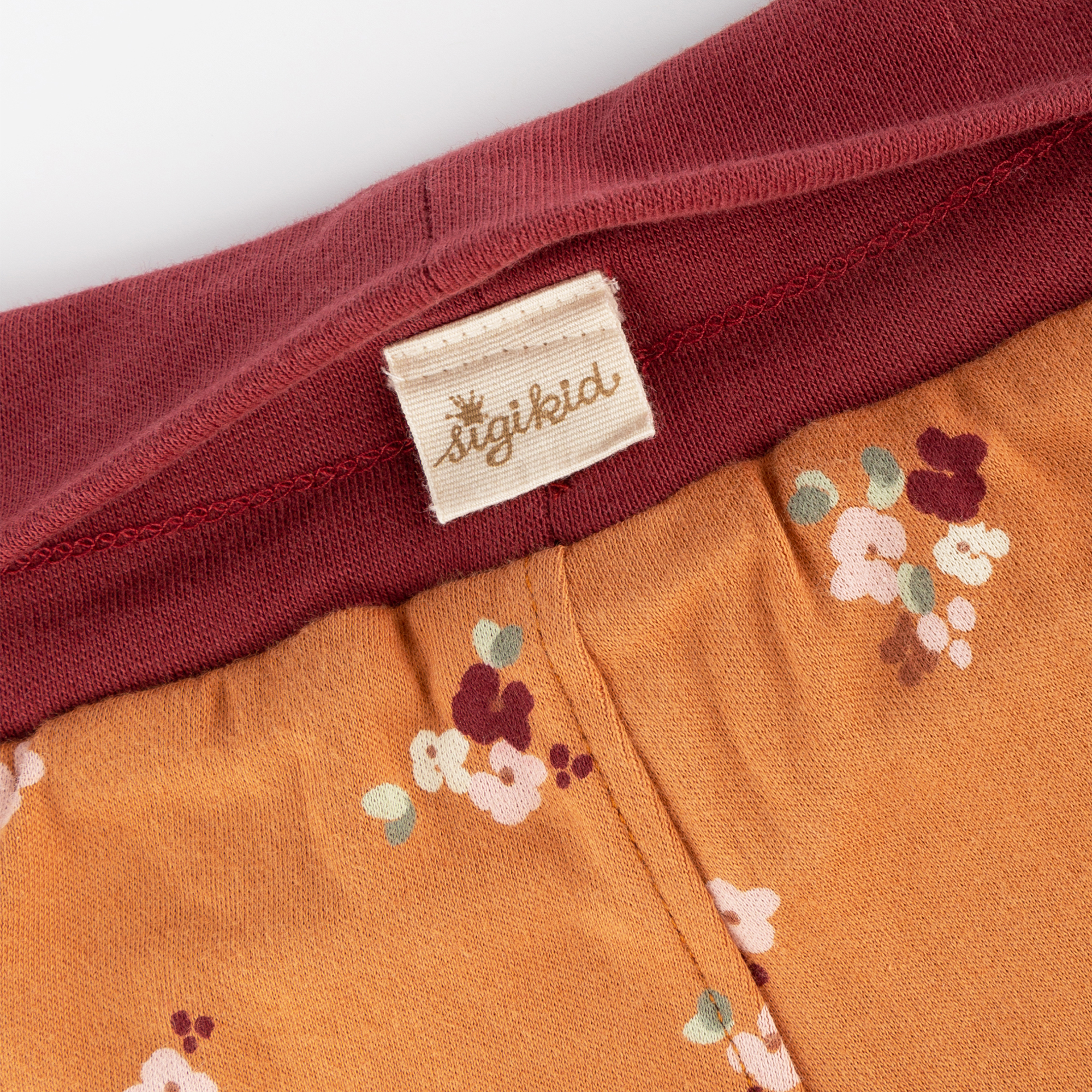 Reversible baby soft pants, dark red/caramel brown Reversible baby soft pants, dark red/caramel brown