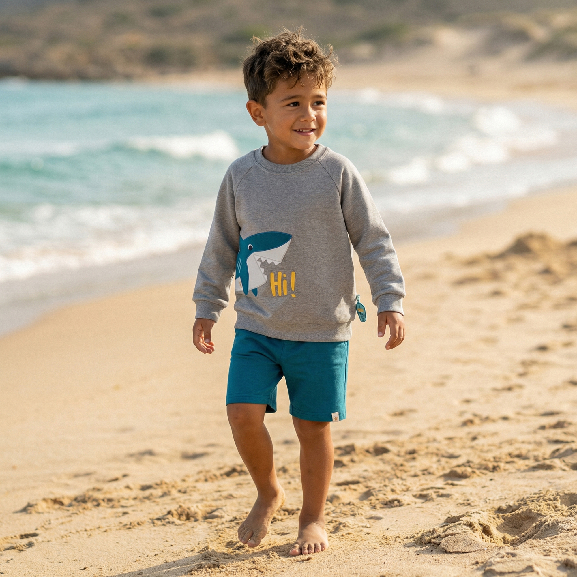 Children's sweatshirt shark, Blue & Bright